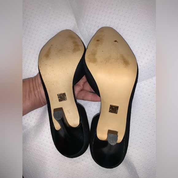 AK Anne Klein Size 6 M Black Genuine Suede Leather Pump - Picture 6 of 16